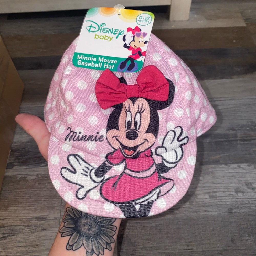 Disney Puma Christmas Gift Box Set - Picture 5 of 14